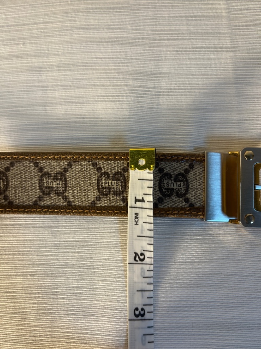Gucci Brown and Gray Monogram Belt with Two-Tone G Buckle - Picture 6 of 11